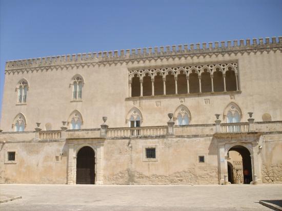castellodidonnafugata
